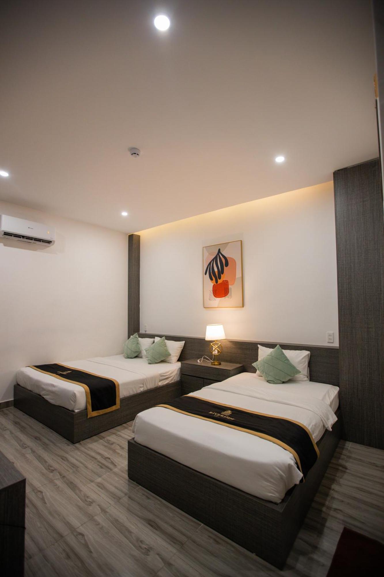 קאן טו Riverside 1 Hotel מראה חיצוני תמונה
